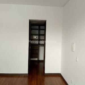 Apartamento de 2 alcobas en arriendo en Cedritos, Bogotá, 80 m² · foto 8 de 9