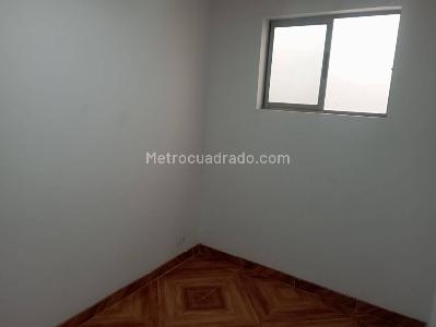 Apartaestudio en arriendo en Toberin, Bogotá, 40 m² · foto 2 de 8