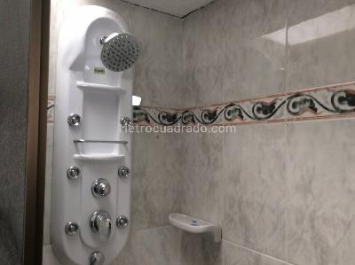 Casa de 4 alcobas en arriendo en Cedritos, Bogotá, 400 m² · foto 8 de 20