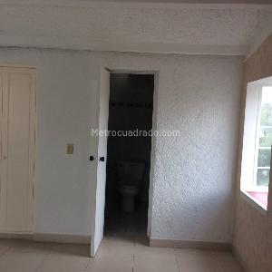 Casa de 4 alcobas en arriendo en Cedritos, Bogotá, 400 m² · foto 17 de 20