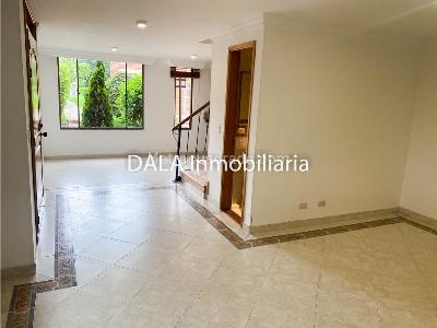 Casa de 3 alcobas en venta en Avd Chilacos, Chía, 107 m² · foto 2 de 20