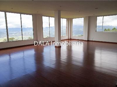 Casa de 5 alcobas en venta en Yerbabuena, Chía, 442 m² · foto 4 de 20