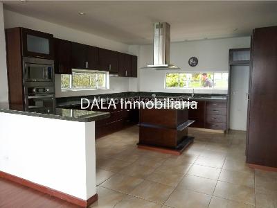 Casa de 5 alcobas en venta en Yerbabuena, Chía, 442 m² · foto 12 de 20