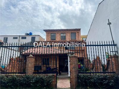 Casa de 4 alcobas en venta en La Virginia, Chía, 288 m² · foto 10 de 20