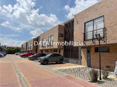 Casa de 3 alcobas en venta en Vereda Bojaca, Chía, 108 m² · foto 2 de 20