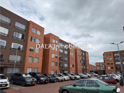 Apartamento de 3 alcobas en venta en Vereda Samaria, Chía, 51 m² · foto 2 de 19