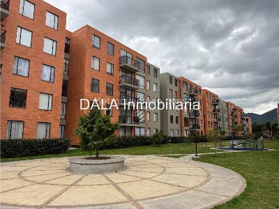 Apartamento de 3 alcobas en venta en El Pomar, Cajicá, 53 m² · foto 3 de 20