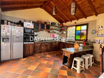 Casa de 4 alcobas en venta en Vereda Fagua, Chía, 217 m² · foto 3 de 20