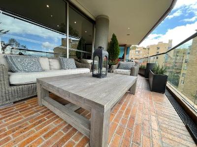 Apartamento de 5 alcobas en venta en Montereserva, Bogotá, 415 m² · foto 2 de 20
