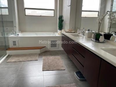 Apartamento de 5 alcobas en venta en Montereserva, Bogotá, 415 m² · foto 14 de 20