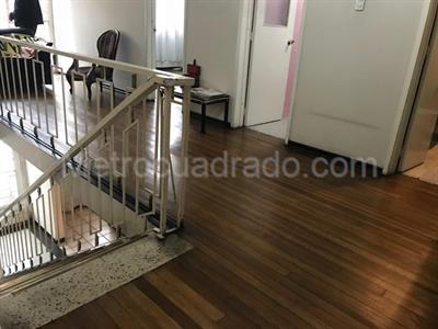 Casa de 5 alcobas en venta en Quinta Paredes, Bogotá, 269 m² · foto 12 de 20