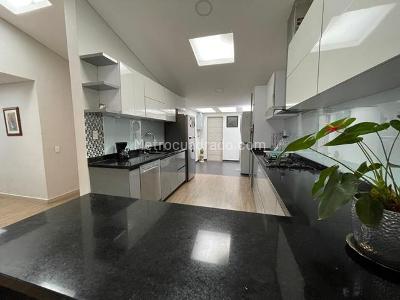Casa de 4 alcobas en venta en Niza Cordoba, Bogotá, 180 m² · foto 7 de 20