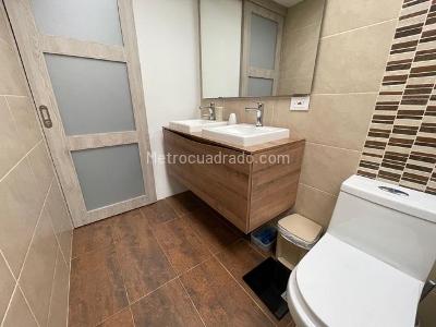 Casa de 4 alcobas en venta en Niza Cordoba, Bogotá, 180 m² · foto 16 de 20