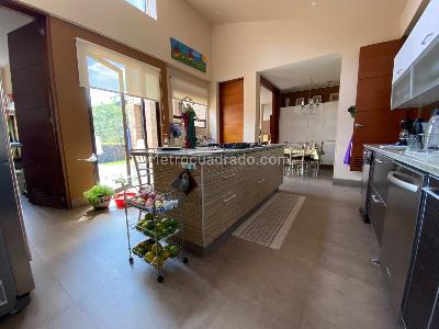 Casa de 4 alcobas en venta en Sotileza, Bogotá, 600 m² · foto 4 de 14