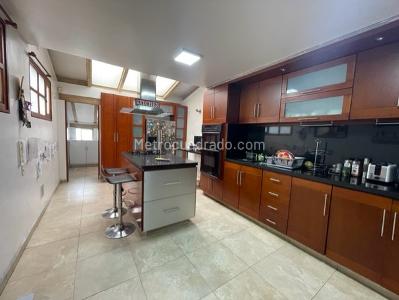 Casa de 4 alcobas en venta en Calatrava, Bogotá, 296 m² · foto 16 de 20