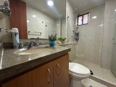 Apartamento en venta en Lagos De Cordoba, Bogotá · foto 10 de 20