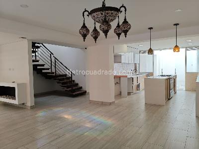 Casa de 4 alcobas en arriendo en Quirinal, Bogotá, 200 m² · foto 2 de 20