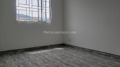 Apartamento en venta en Valles De Cafam, Bogotá · foto 6 de 12