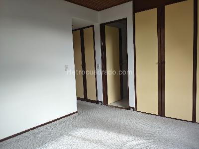 Apartamento de 3 alcobas en arriendo en Cedro Bolivar, Bogotá, 85 m² · foto 9 de 20
