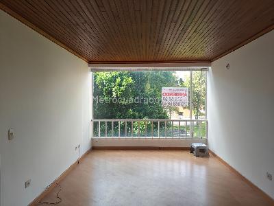Apartamento de 3 alcobas en arriendo en Cedro Bolivar, Bogotá, 85 m² · foto 4 de 20