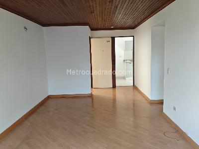 Apartamento de 3 alcobas en arriendo en Cedro Bolivar, Bogotá, 85 m² · foto 5 de 20