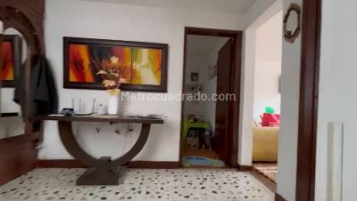 Casa en venta en La Estrada, Bogotá · foto 7 de 17