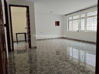 Casa de 5 alcobas en venta en Galan, Bogotá, 374 m² · foto 3 de 20