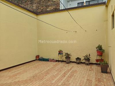Casa de 5 alcobas en venta en Galan, Bogotá, 374 m² · foto 9 de 20