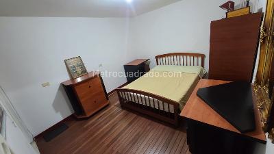 Casa de 5 alcobas en venta en Simon Bolivar, Bogotá, 394 m² · foto 17 de 20