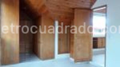 Casa de 3 alcobas en venta en San Jose De Bavaria, Bogotá, 180 m² · foto 16 de 20