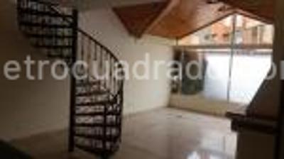 Casa de 3 alcobas en venta en San Jose De Bavaria, Bogotá, 180 m² · foto 2 de 20
