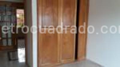 Casa de 3 alcobas en venta en San Jose De Bavaria, Bogotá, 180 m² · foto 9 de 20