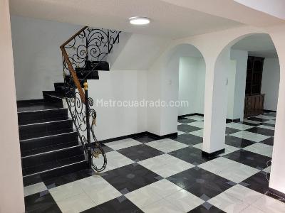 Casa en venta en Santa Barbara Central, Bogotá · foto 4 de 20