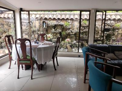 Casa de 5 alcobas en venta en San Jose De Bavaria, Bogotá, 452 m² · foto 13 de 20