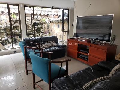 Casa de 5 alcobas en venta en San Jose De Bavaria, Bogotá, 452 m² · foto 14 de 20
