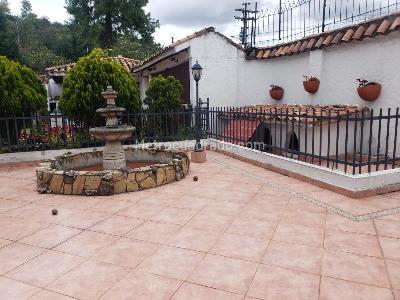 Casa de 5 alcobas en venta en San Jose De Bavaria, Bogotá, 452 m² · foto 16 de 20