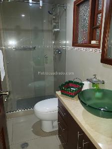 Casa de 5 alcobas en venta en San Jose De Bavaria, Bogotá, 452 m² · foto 19 de 20