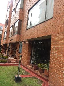 Apartamento de 3 alcobas en venta en Chico Norte, Bogotá, 146 m² · foto 2 de 20