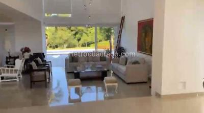 Casa de 5 alcobas en venta en Vereda Brisas De Upin, Villavicencio, 618 m² · foto 8 de 20