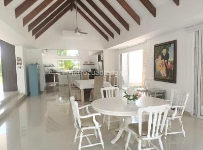 Casa de 5 alcobas en venta en Vereda Brisas De Upin, Villavicencio, 618 m² · foto 13 de 20