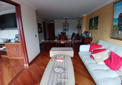 Apartamento de 3 alcobas en venta en Verbenal, Bogotá, 82 m² · foto 3 de 17