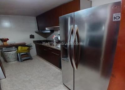 Apartamento de 3 alcobas en venta en Verbenal, Bogotá, 82 m² · foto 4 de 17