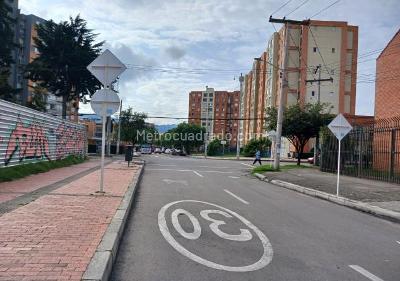 Apartamento de 3 alcobas en venta en Verbenal, Bogotá, 82 m² · foto 16 de 17