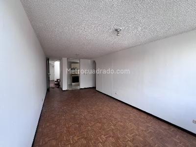Apartamento en venta en Normandia, Bogotá · foto 3 de 20