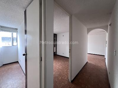 Apartamento en venta en Normandia, Bogotá · foto 8 de 20