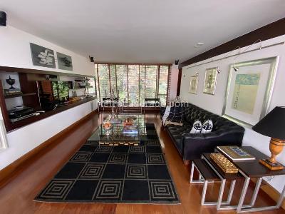 Apartamento de 3 alcobas en venta en El Refugio I, Bogotá, 477 m² · foto 3 de 20