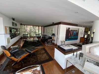 Apartamento de 3 alcobas en venta en El Refugio I, Bogotá, 477 m² · foto 4 de 20