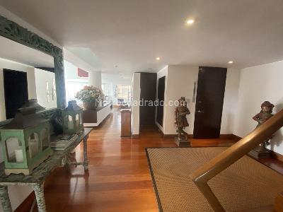 Apartamento de 3 alcobas en venta en El Refugio I, Bogotá, 477 m² · foto 17 de 20