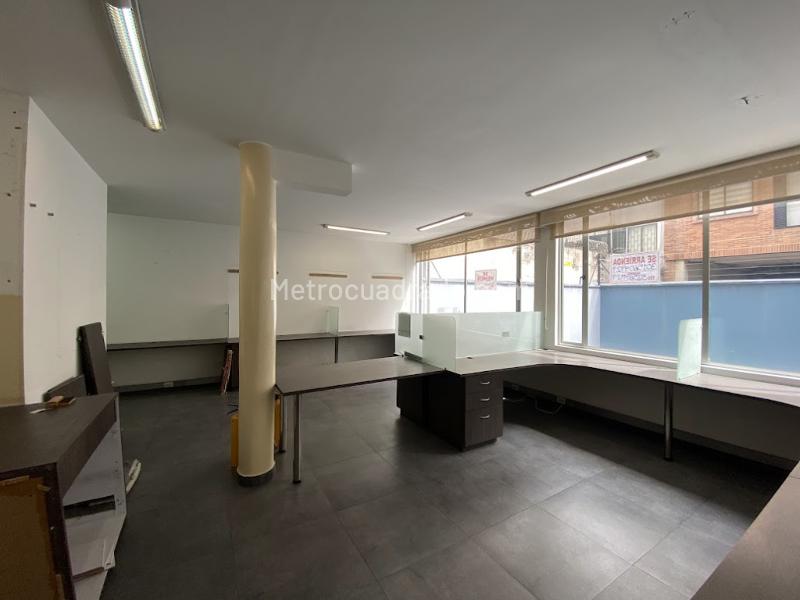 Consultorio en Arriendo, Santa Barbara, Bogotá D.C. - Więcej