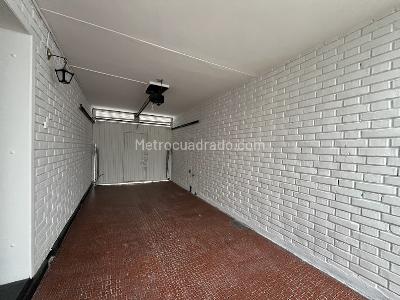 Casa de 4 alcobas en venta en Estrella, Bogotá, 132 m² · foto 3 de 20